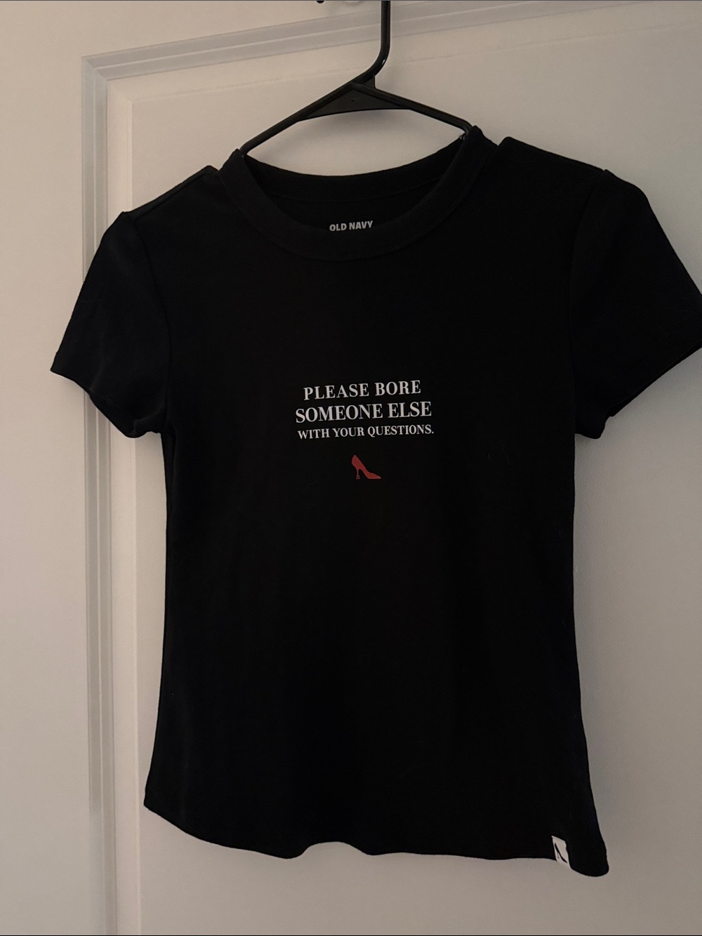 DEVIL WEARS PRADA x Old Navy Black Tee with White Slogan and Red Shoe Graphic